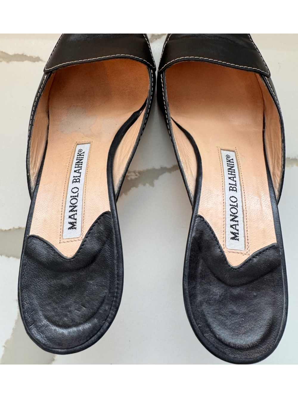 Manolo Blahnik Black Leather Pointed Toe Kitten Heel Mules Size 35.5 - Picture 4 of 7